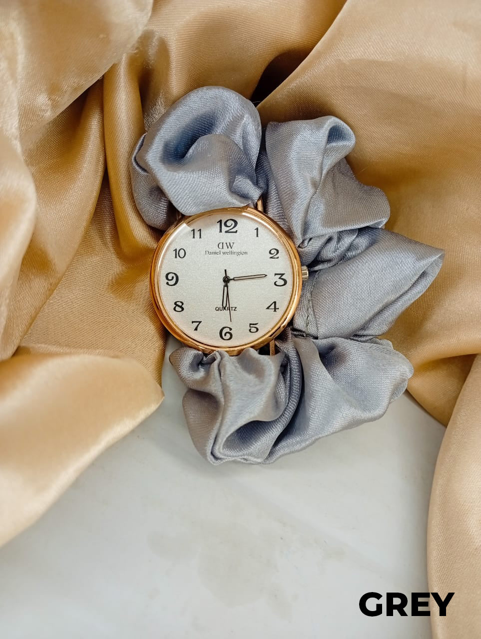 SCRUNCHIE WATCH - WW3 WOMEN WATCHES Bloomstyle