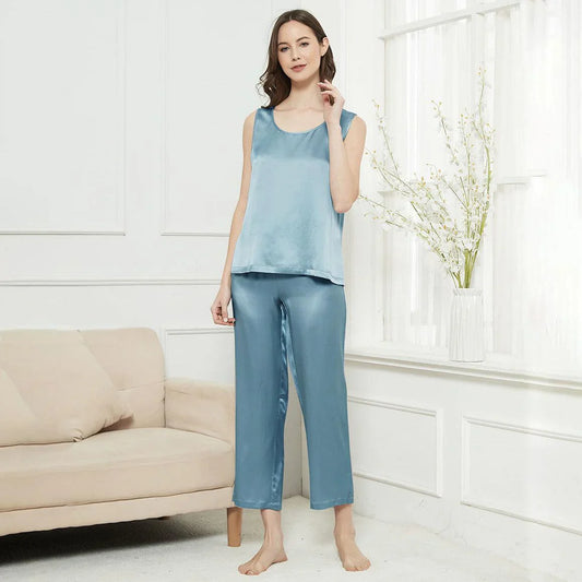 SILK TOP & PAJAMA SET - HAZEBLUE Silk Top & Pajama Bloomstyle