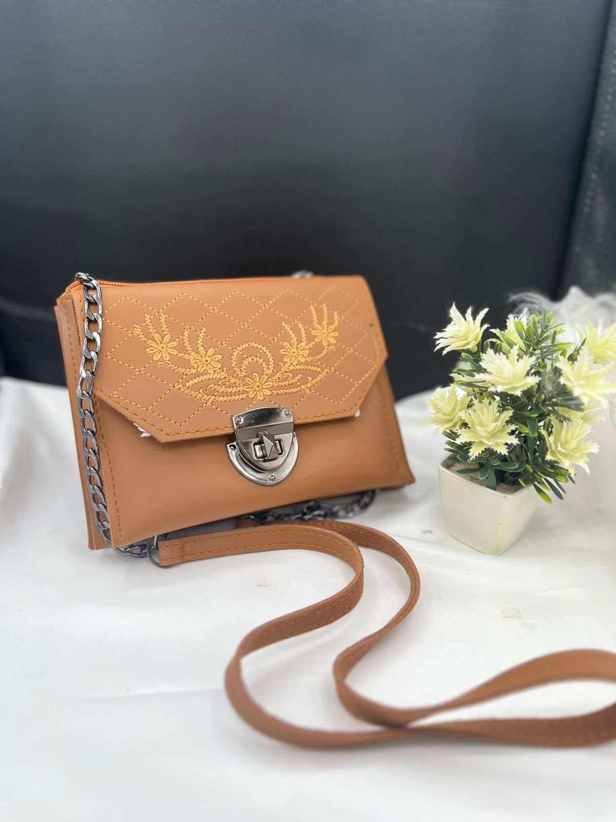 HALF CHAIN BELT BAG WOMEN BAGS Bloomstyle