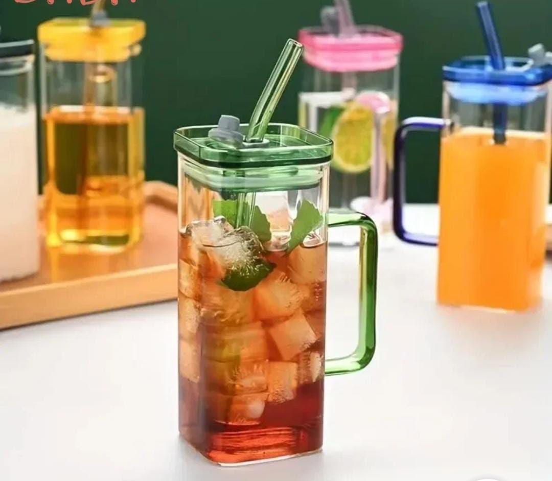 "Square Glass Cup With Bamboo Lid and Straw"