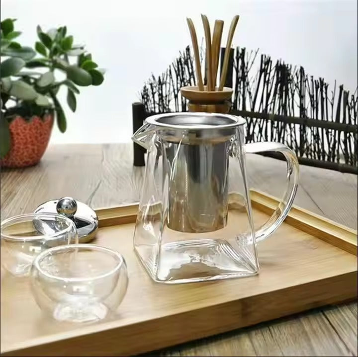 Glass Pyramid Teapot with Stainless Steel Infuser
