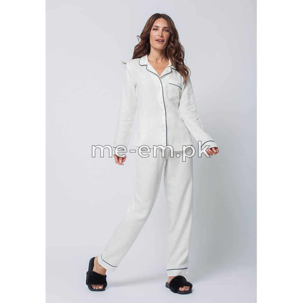 PLAIN SILK -  WHITE Plain Silk Bloomstyle